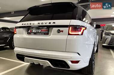 Внедорожник / Кроссовер Land Rover Range Rover Sport 2016 в 