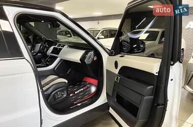 Внедорожник / Кроссовер Land Rover Range Rover Sport 2016 в 