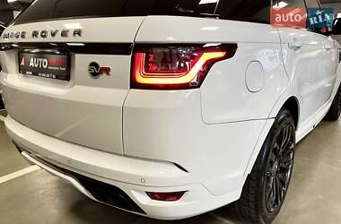 Внедорожник / Кроссовер Land Rover Range Rover Sport 2016 в 