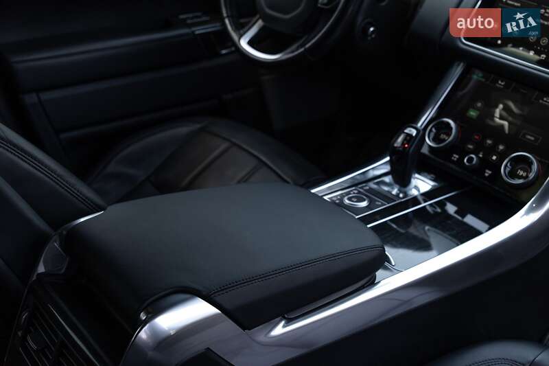 Внедорожник / Кроссовер Land Rover Range Rover Sport 2018 в Киеве
