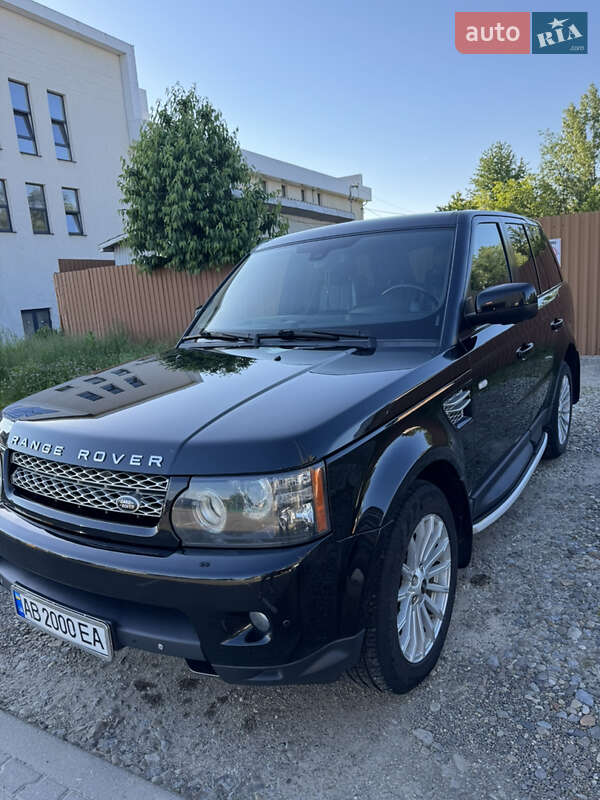 Внедорожник / Кроссовер Land Rover Range Rover Sport 2013 в Черновцах