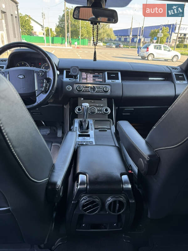 Внедорожник / Кроссовер Land Rover Range Rover Sport 2013 в Черновцах