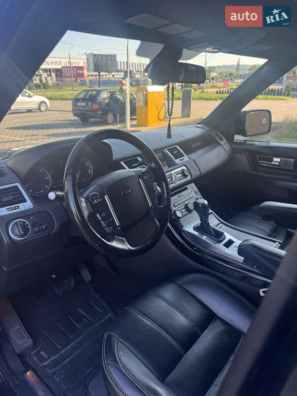 Внедорожник / Кроссовер Land Rover Range Rover Sport 2013 в Черновцах