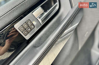 Внедорожник / Кроссовер Land Rover Range Rover Sport 2011 в 