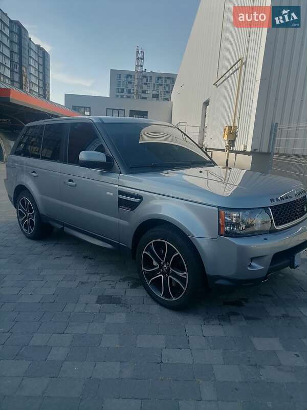 Позашляховик / Кросовер Land Rover Range Rover Sport 2013 в 