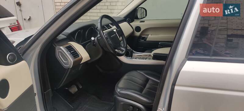 Внедорожник / Кроссовер Land Rover Range Rover Sport 2016 в Киеве
