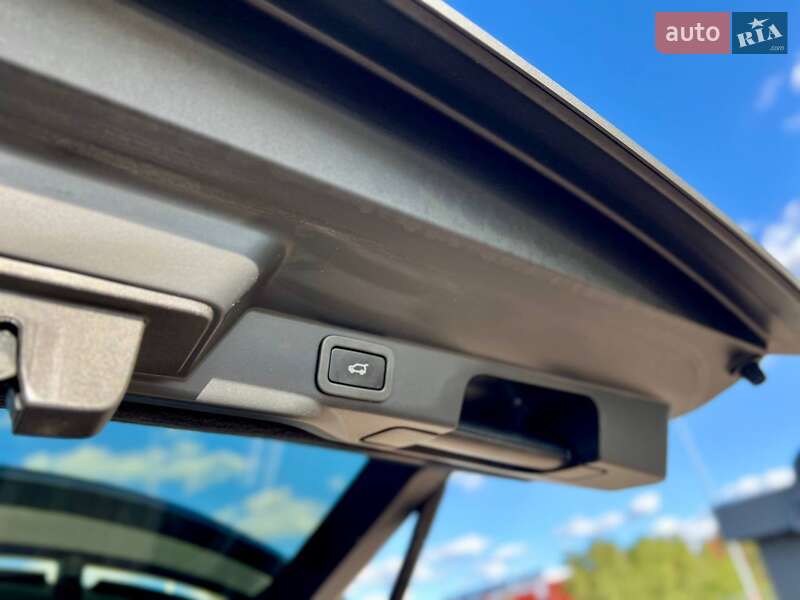 Внедорожник / Кроссовер Land Rover Range Rover Sport 2021 в Киеве фото 40 Внедорожник / Кроссовер Land Rover Range Rover Sport 2021 в Киеве