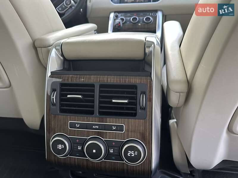 Внедорожник / Кроссовер Land Rover Range Rover Sport 2015 в Тернополе