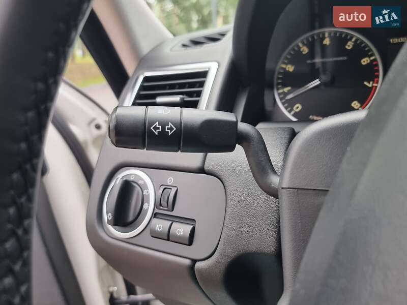 Внедорожник / Кроссовер Land Rover Range Rover Sport 2009 в Киеве