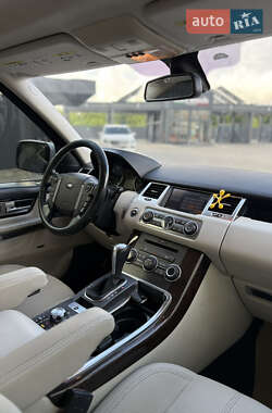 Внедорожник / Кроссовер Land Rover Range Rover Sport 2010 в 