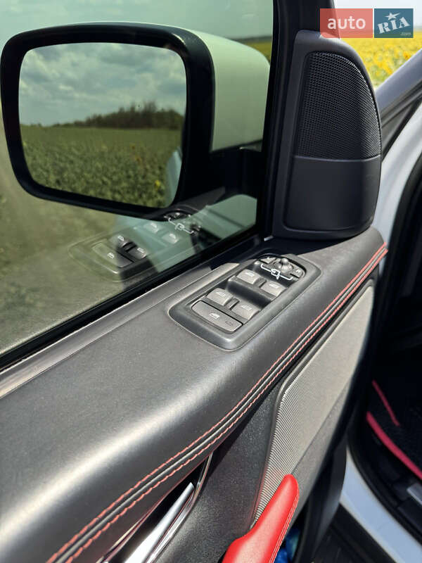 Внедорожник / Кроссовер Land Rover Range Rover Sport 2012 в Кривом Роге фото 32 Внедорожник / Кроссовер Land Rover Range Rover Sport 2012 в Кривом Роге