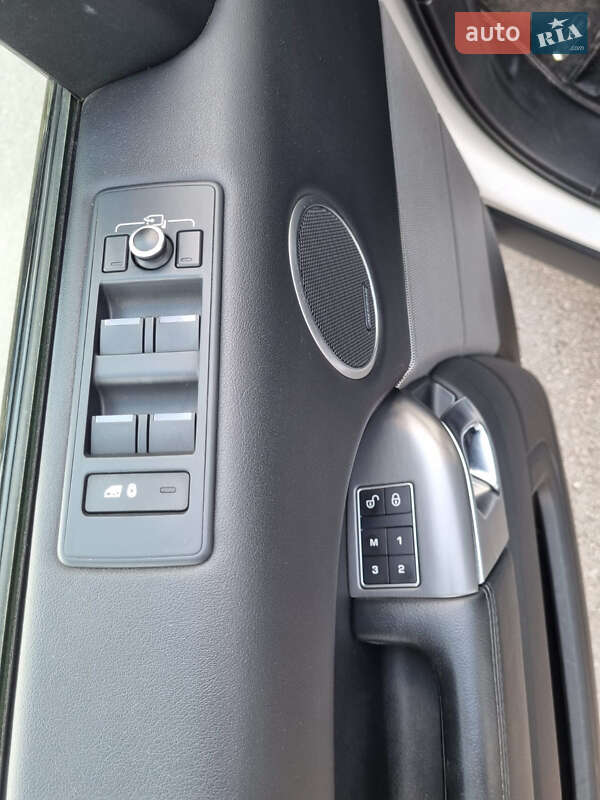 Позашляховик / Кросовер Land Rover Range Rover Sport 2016 в Дніпрі фото 14 Позашляховик / Кросовер Land Rover Range Rover Sport 2016 в Дніпрі