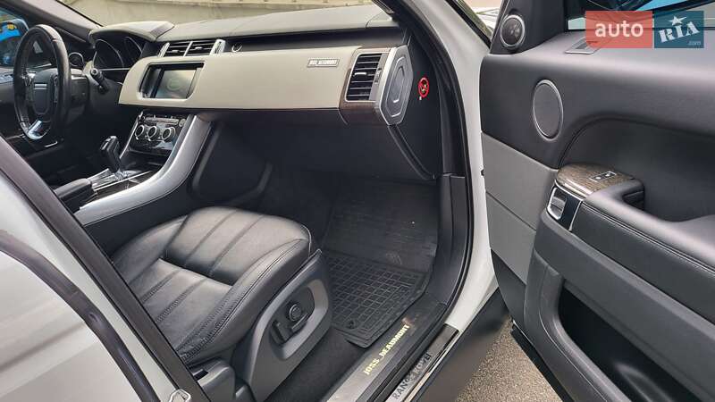 Внедорожник / Кроссовер Land Rover Range Rover Sport 2015 в Киеве