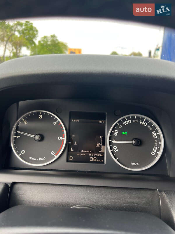 Внедорожник / Кроссовер Land Rover Range Rover Sport 2010 в Киеве