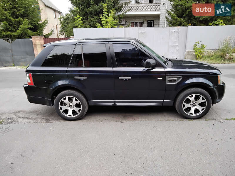 Внедорожник / Кроссовер Land Rover Range Rover Sport 2010 в Ворзеле