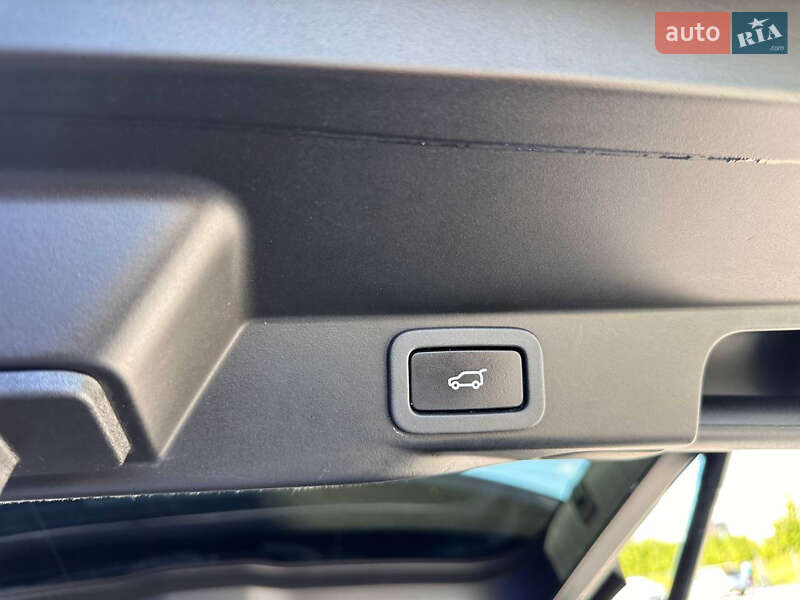 Внедорожник / Кроссовер Land Rover Range Rover Sport 2017 в Козине