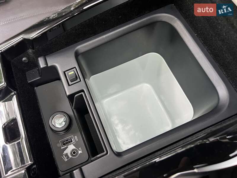 Внедорожник / Кроссовер Land Rover Range Rover Sport 2013 в Львове