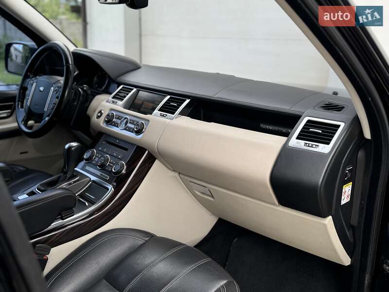 Внедорожник / Кроссовер Land Rover Range Rover Sport 2011 в Сарнах