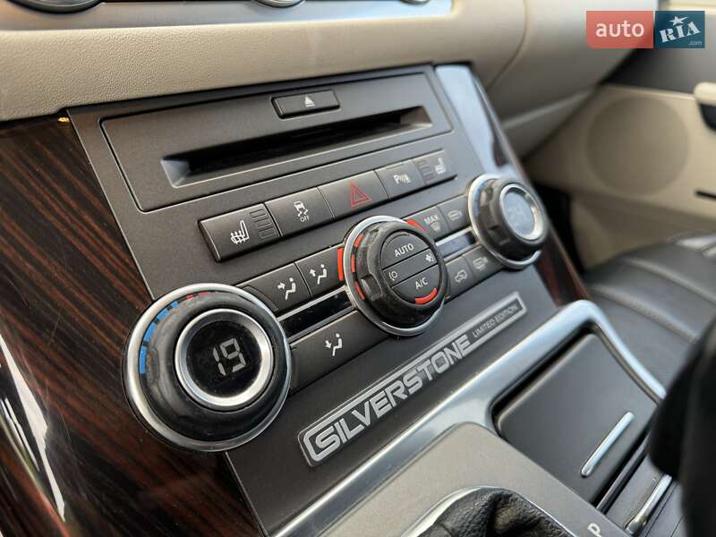 Внедорожник / Кроссовер Land Rover Range Rover Sport 2011 в Сарнах