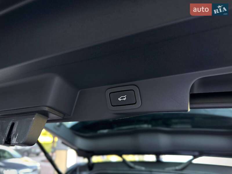 Внедорожник / Кроссовер Land Rover Range Rover Sport 2017 в Киеве фото 41 Внедорожник / Кроссовер Land Rover Range Rover Sport 2017 в Киеве