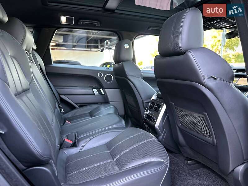 Внедорожник / Кроссовер Land Rover Range Rover Sport 2017 в Киеве фото 75 Внедорожник / Кроссовер Land Rover Range Rover Sport 2017 в Киеве