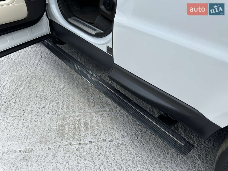 Внедорожник / Кроссовер Land Rover Range Rover Sport 2015 в Киеве