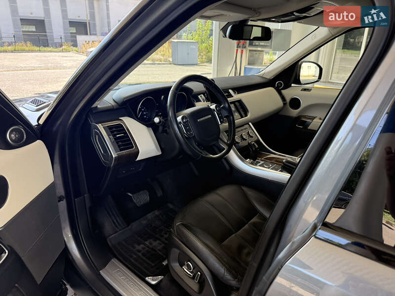Внедорожник / Кроссовер Land Rover Range Rover Sport 2015 в Черновцах