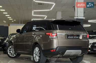 Внедорожник / Кроссовер Land Rover Range Rover Sport 2014 в 