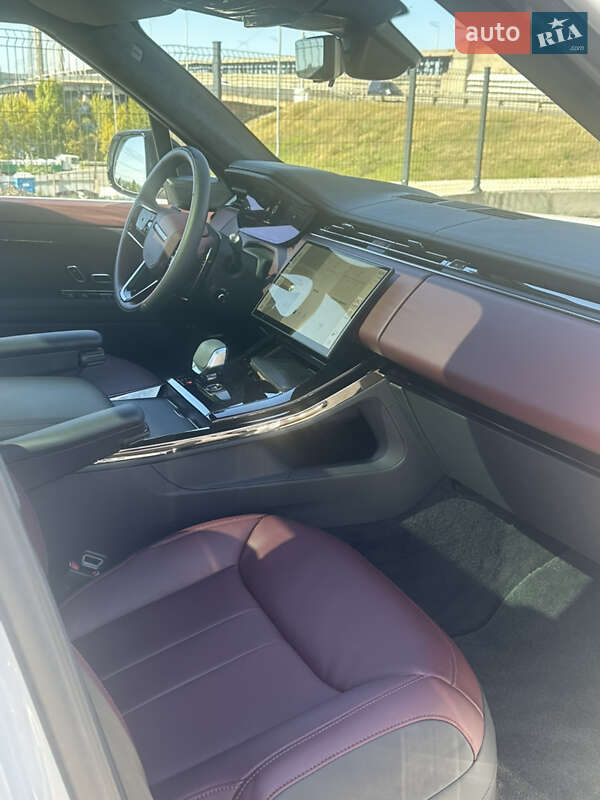 Позашляховик / Кросовер Land Rover Range Rover Sport 2025 в Києві фото 30 Позашляховик / Кросовер Land Rover Range Rover Sport 2025 в Києві