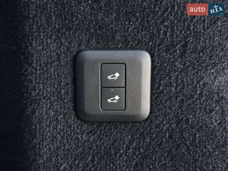 Позашляховик / Кросовер Land Rover Range Rover Sport 2019 в Дніпрі