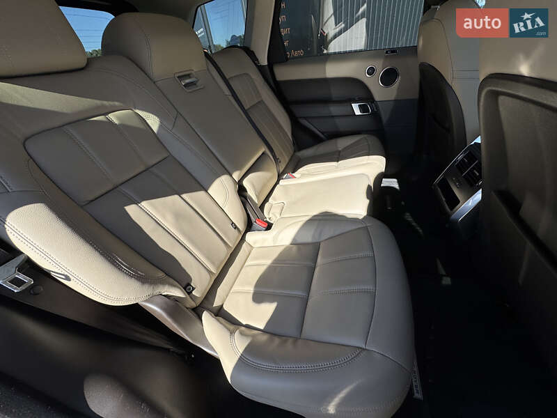 Внедорожник / Кроссовер Land Rover Range Rover Sport 2018 в Киеве фото 40 Внедорожник / Кроссовер Land Rover Range Rover Sport 2018 в Киеве