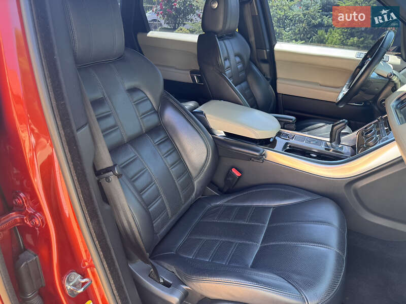 Внедорожник / Кроссовер Land Rover Range Rover Sport 2014 в Черновцах