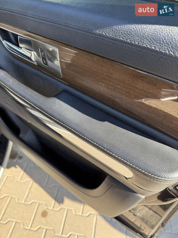 Внедорожник / Кроссовер Land Rover Range Rover Sport 2013 в Киеве