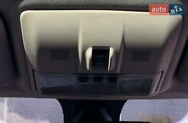 Внедорожник / Кроссовер Land Rover Range Rover Sport 2010 в 