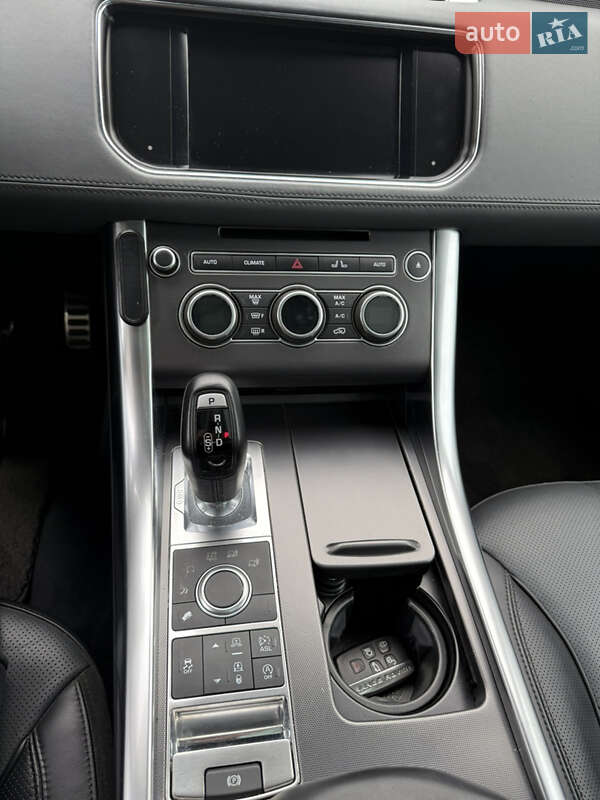 Внедорожник / Кроссовер Land Rover Range Rover Sport 2016 в Киеве