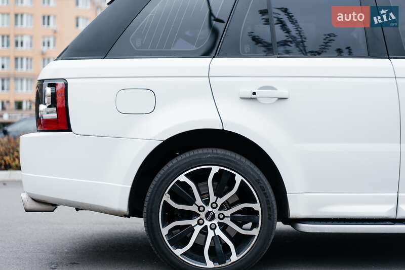 Внедорожник / Кроссовер Land Rover Range Rover Sport 2011 в Киеве
