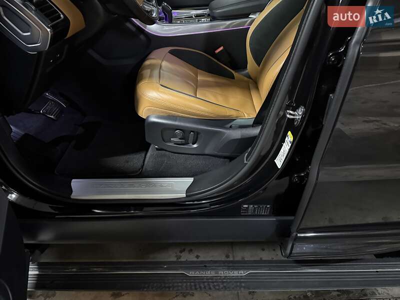 Внедорожник / Кроссовер Land Rover Range Rover Sport 2019 в Киеве фото 15 Внедорожник / Кроссовер Land Rover Range Rover Sport 2019 в Киеве
