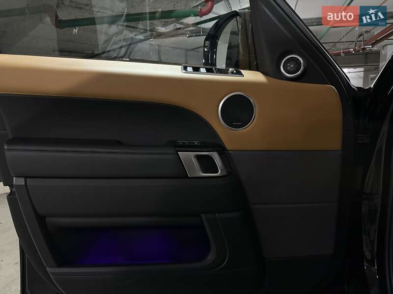 Внедорожник / Кроссовер Land Rover Range Rover Sport 2019 в Киеве фото 25 Внедорожник / Кроссовер Land Rover Range Rover Sport 2019 в Киеве