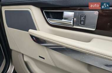 Внедорожник / Кроссовер Land Rover Range Rover Sport 2010 в 