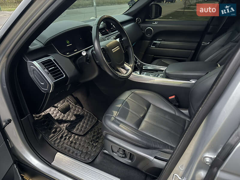 Внедорожник / Кроссовер Land Rover Range Rover Sport 2017 в Киеве фото 12 Внедорожник / Кроссовер Land Rover Range Rover Sport 2017 в Киеве