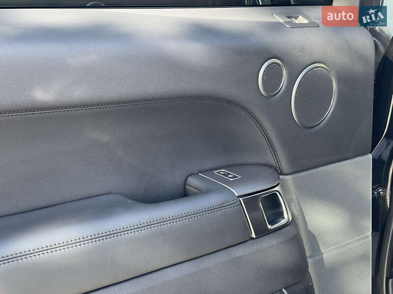 Внедорожник / Кроссовер Land Rover Range Rover Sport 2017 в Киеве