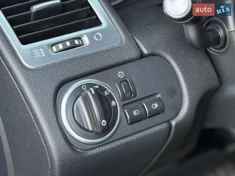 Внедорожник / Кроссовер Land Rover Range Rover Sport 2012 в Сколе фото 16 Внедорожник / Кроссовер Land Rover Range Rover Sport 2012 в Сколе