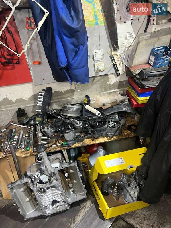 Внедорожник / Кроссовер Land Rover Range Rover Sport 2013 в Кривом Роге