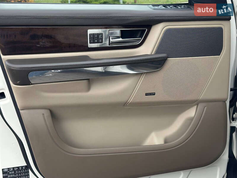 Внедорожник / Кроссовер Land Rover Range Rover Sport 2010 в Киеве фото 33 Внедорожник / Кроссовер Land Rover Range Rover Sport 2010 в Киеве
