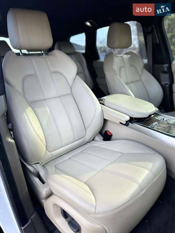 Внедорожник / Кроссовер Land Rover Range Rover Sport 2014 в Киеве