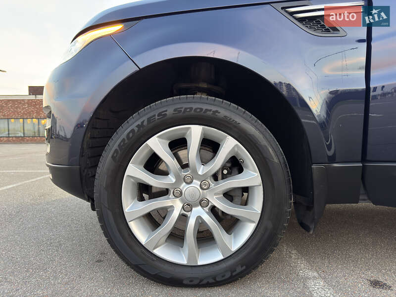 Внедорожник / Кроссовер Land Rover Range Rover Sport 2016 в Киеве