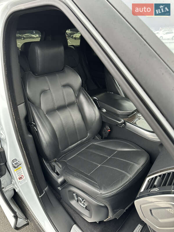 Внедорожник / Кроссовер Land Rover Range Rover Sport 2017 в Днепре