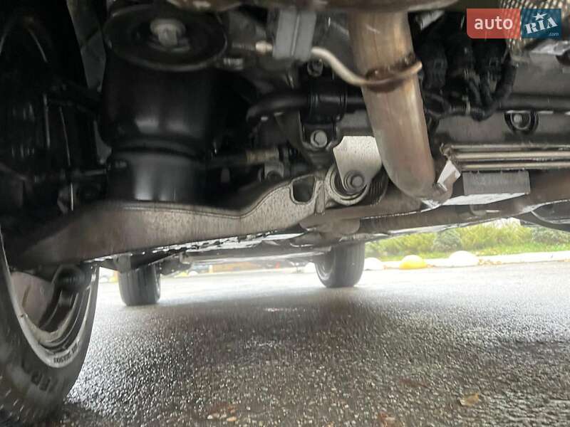 Внедорожник / Кроссовер Land Rover Range Rover Sport 2017 в Киеве фото 18 Внедорожник / Кроссовер Land Rover Range Rover Sport 2017 в Киеве