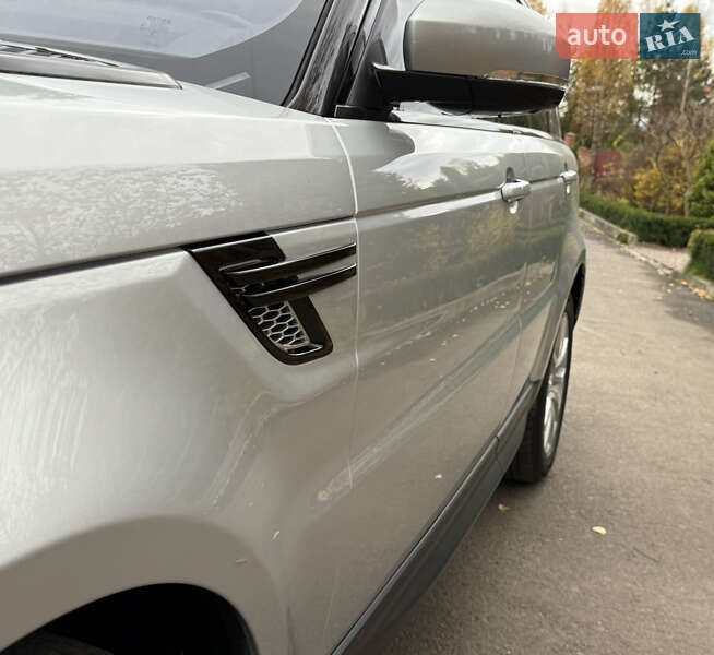 Позашляховик / Кросовер Land Rover Range Rover Sport 2016 в Рівному