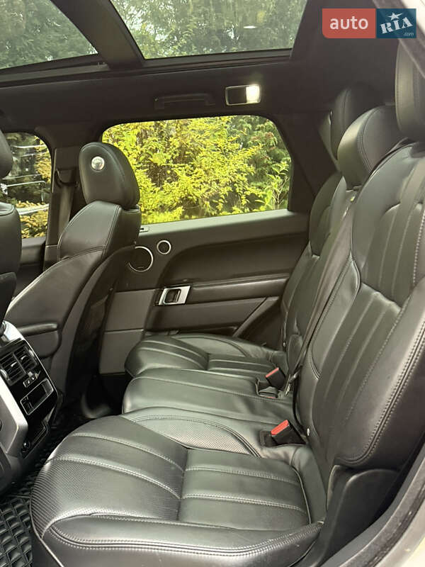 Позашляховик / Кросовер Land Rover Range Rover Sport 2016 в Рівному